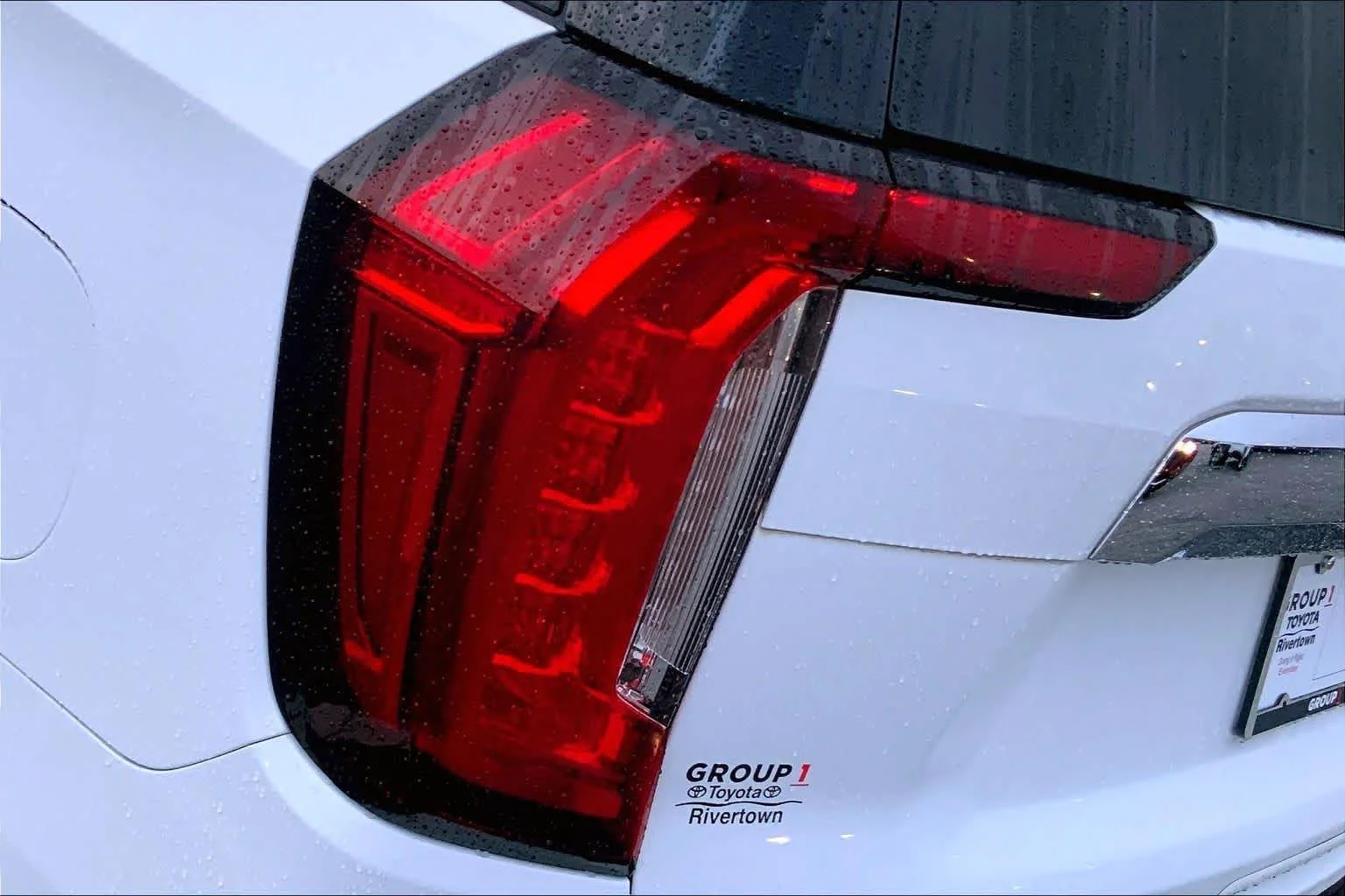Used 2021 Summit White GMC SLT image 25