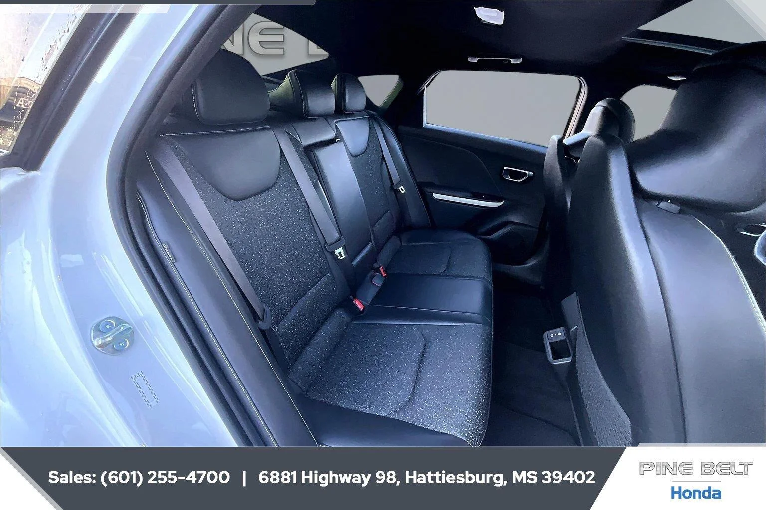 Used 2025 Snow White Pearl Kia GT-Line image 20