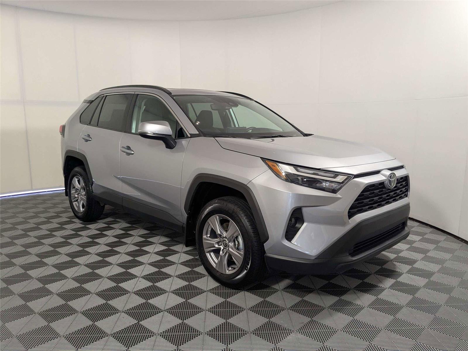 Certified Used 2025 Silver Sky Metallic Toyota XLE image 3