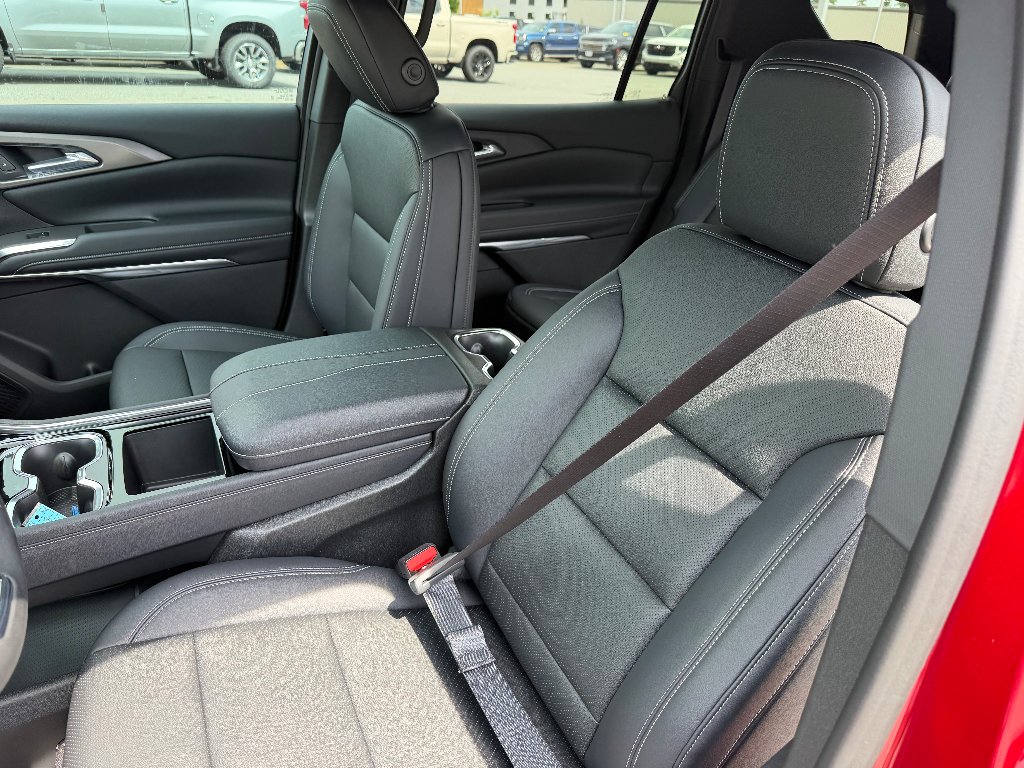 2026 Chevrolet Traverse LT - Photo 36