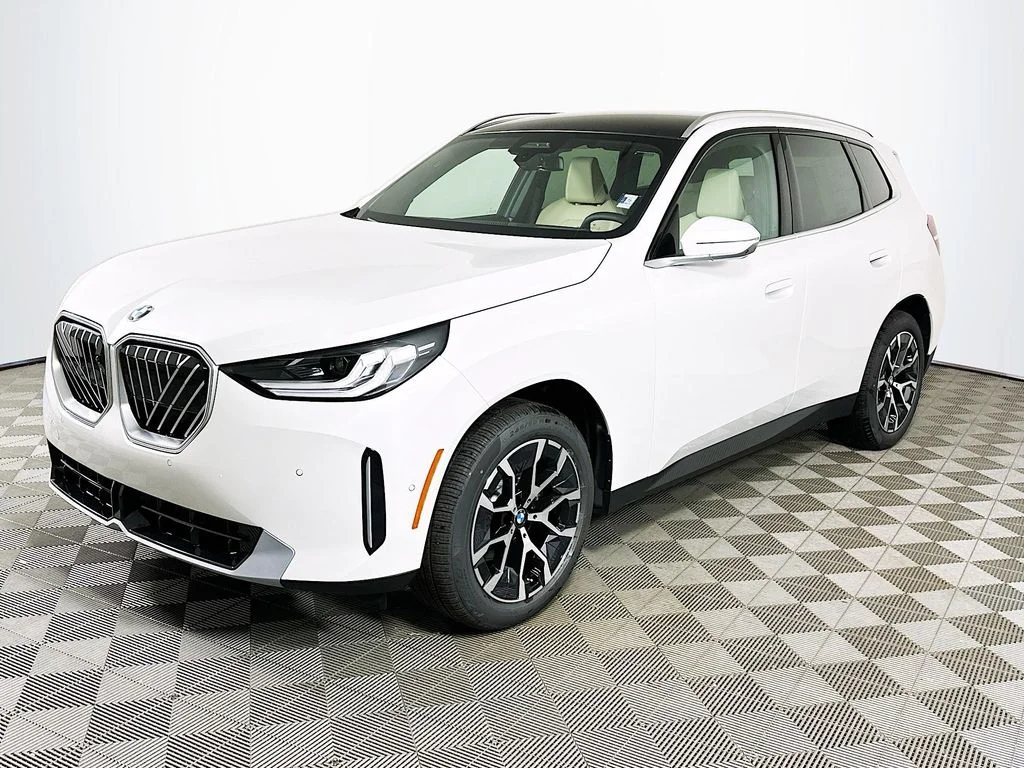 2026 BMW X3 30 XDRIVE's photo