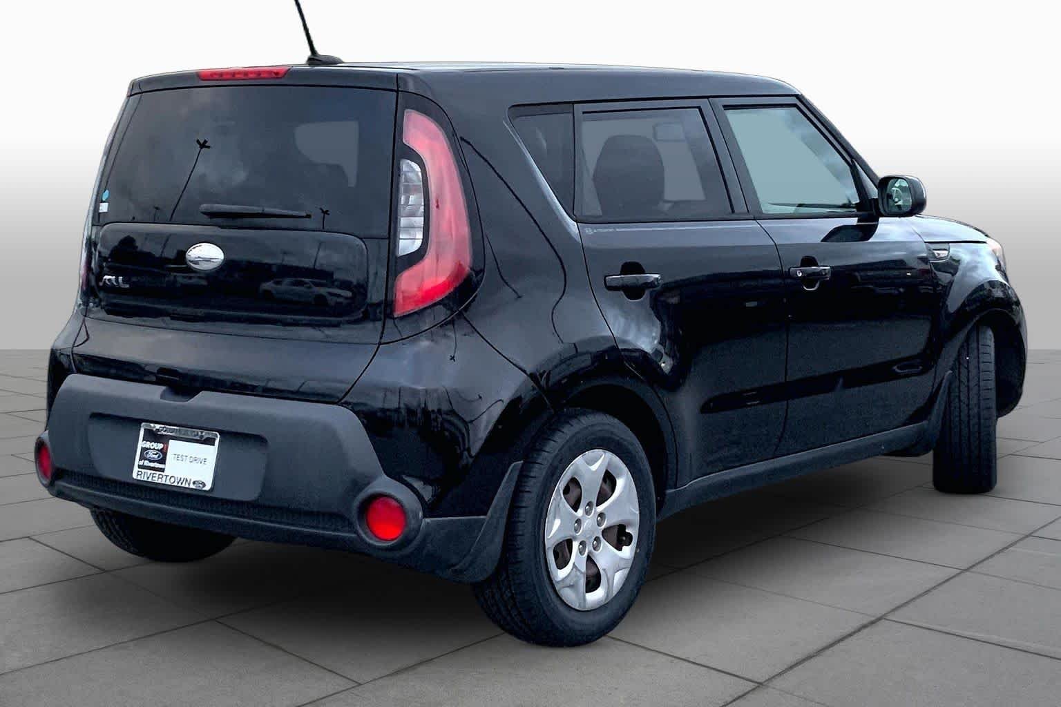 Used 2014 Shadow Black Kia Base image 12