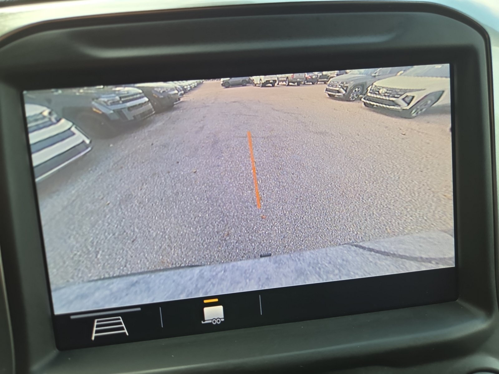 2019 Chevrolet Silverado 1500 RST - Photo 21