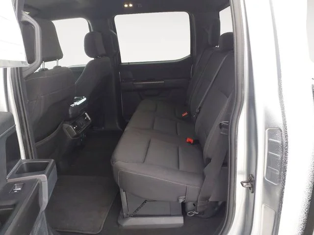 Used 2024 Silver Metallic Ford XLT image 13