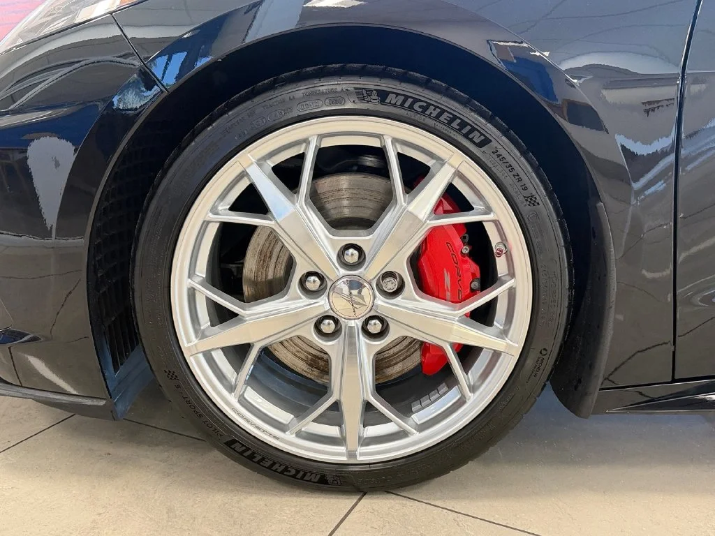 Used 2020 Black Chevrolet Stingray image 19
