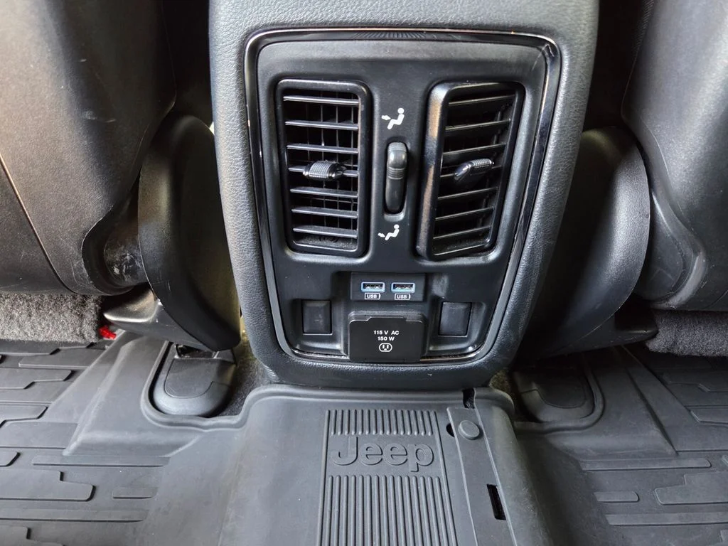 Used 2020 Red Jeep Limited image 16