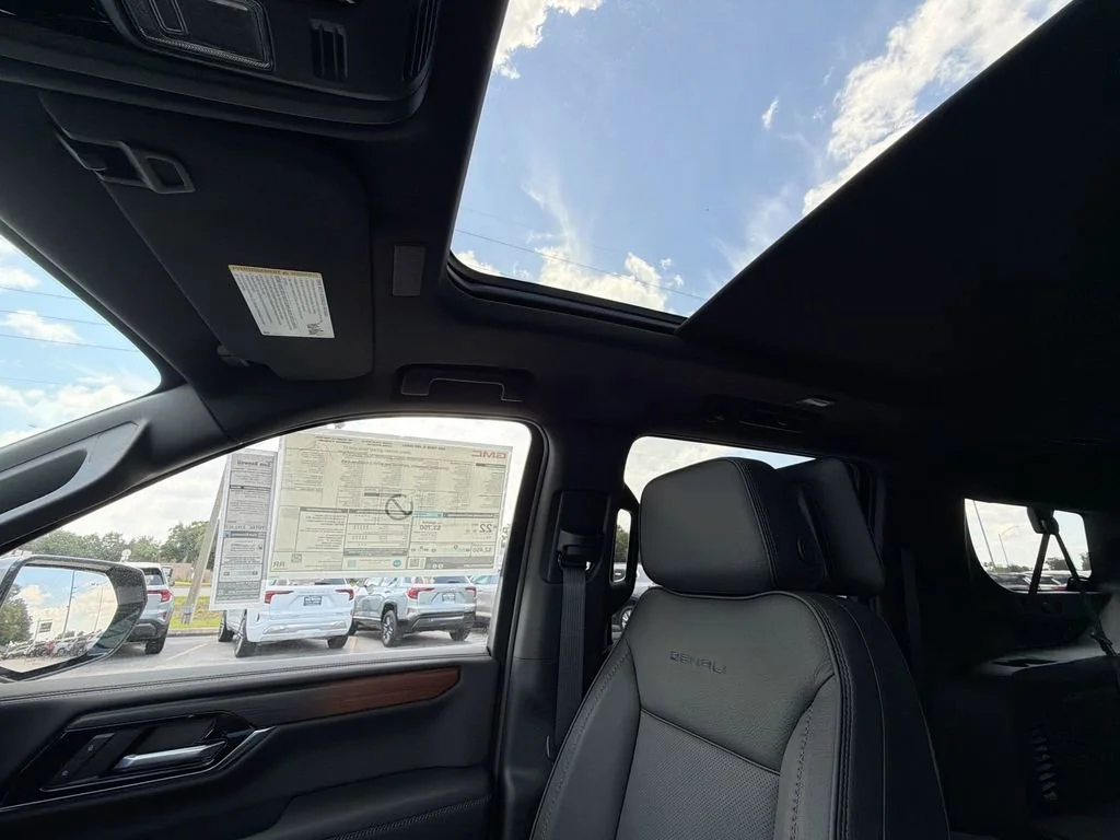 2026 GMC Yukon XL Denali - Photo 23
