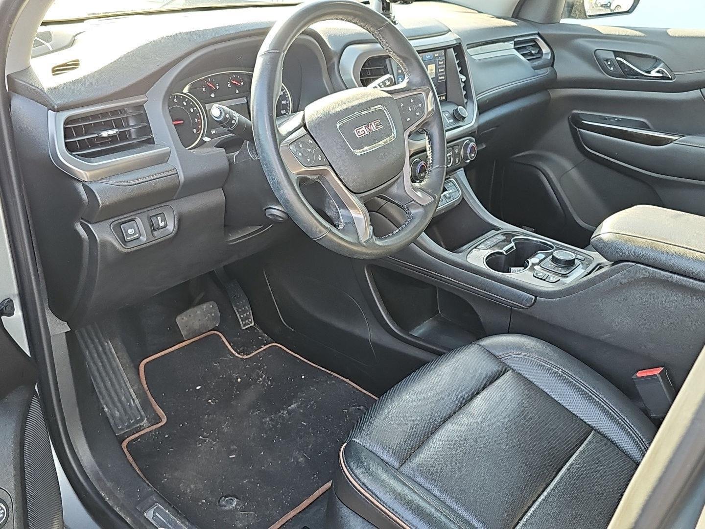Used 2023 Sterling Metallic GMC AT4 image 8