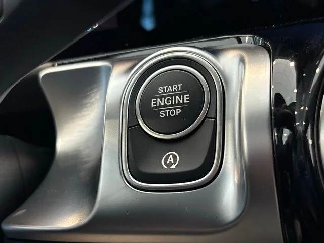 New 2026 White Mercedes-Benz GLB 250 image 25