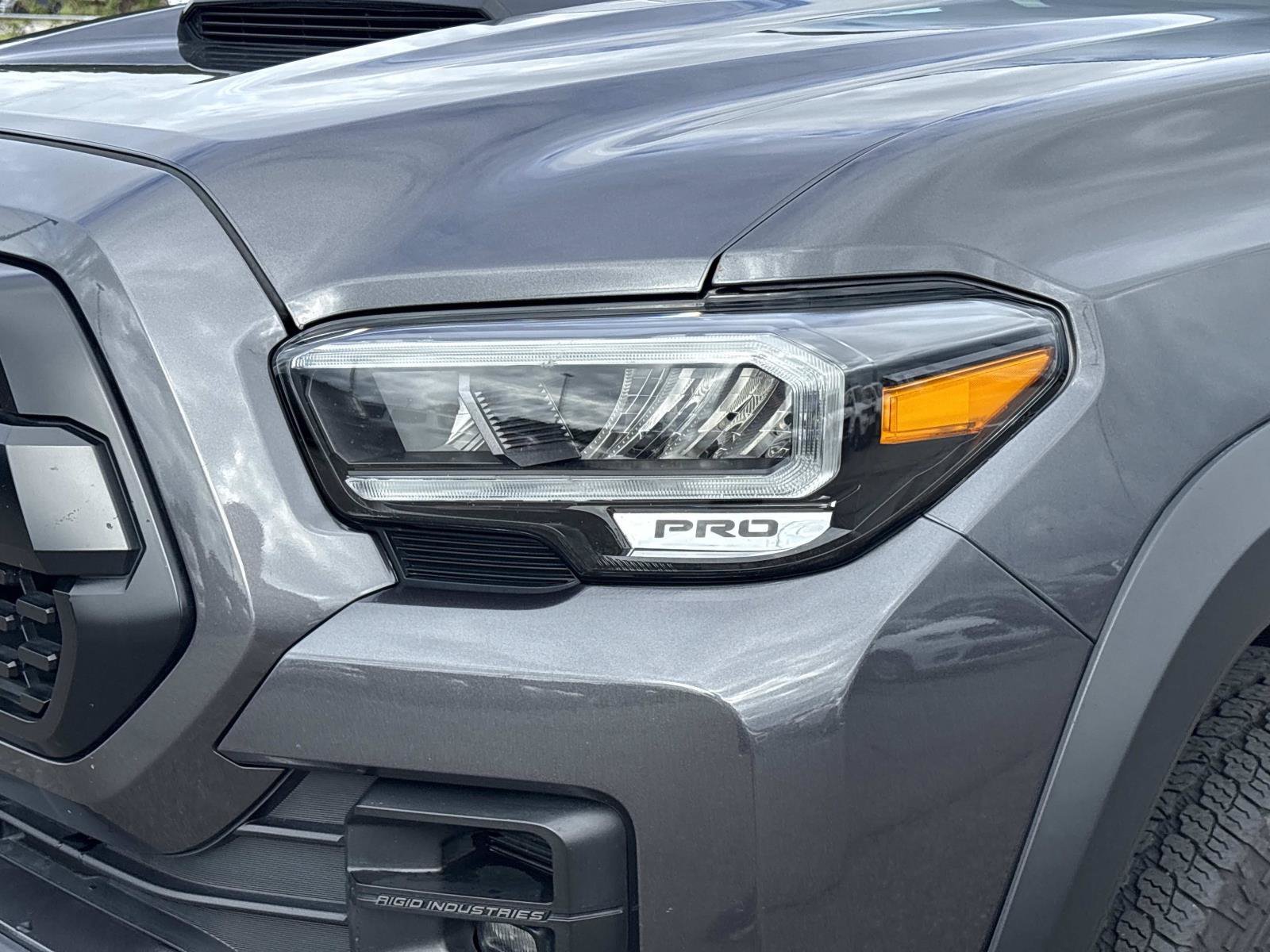 2022 Toyota Tacoma SR5 - Photo 11