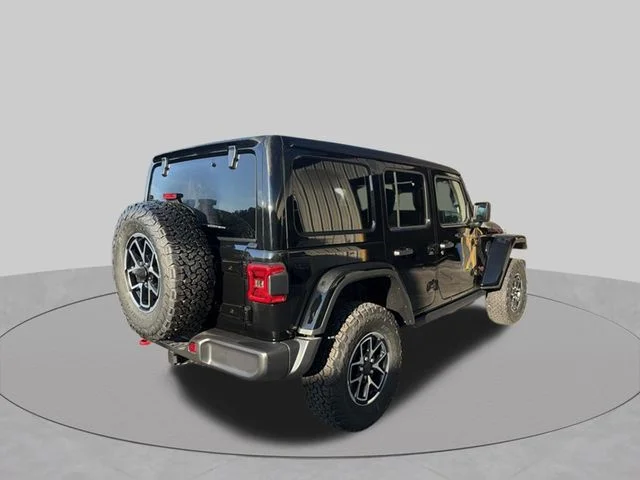 New 2026 Black Clearcoat Jeep Rubicon image 3