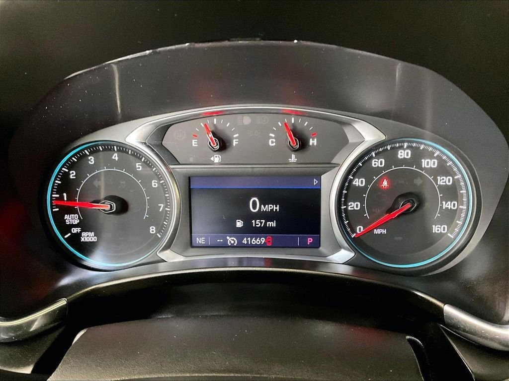 Used 2021 White Chevrolet Premier image 26