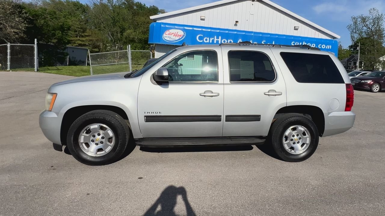 2011 Chevrolet Tahoe LS photo 4