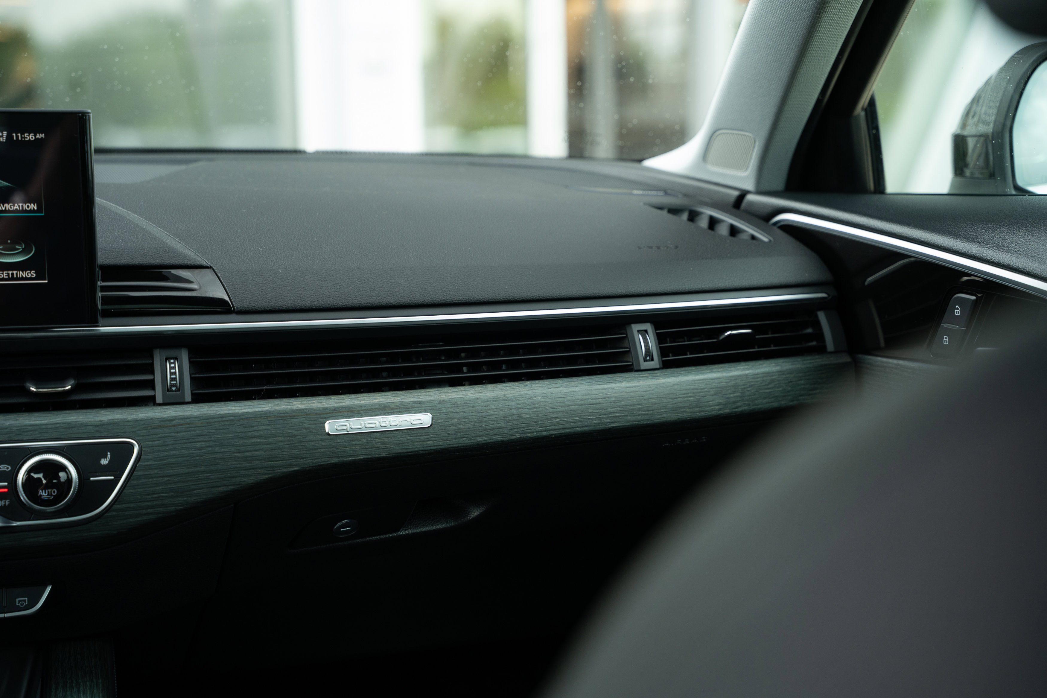 Used 2021 Mythos Black Metallic Audi Premium Plus image 15