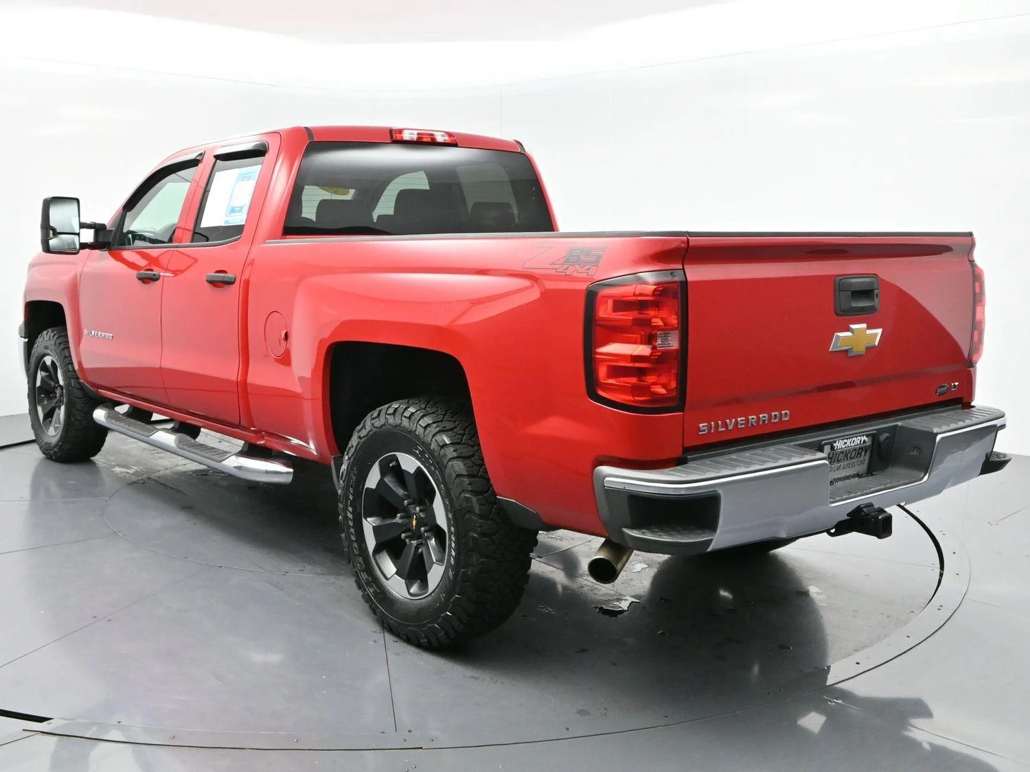 Used 2014 Victory Red Chevrolet LT image 5