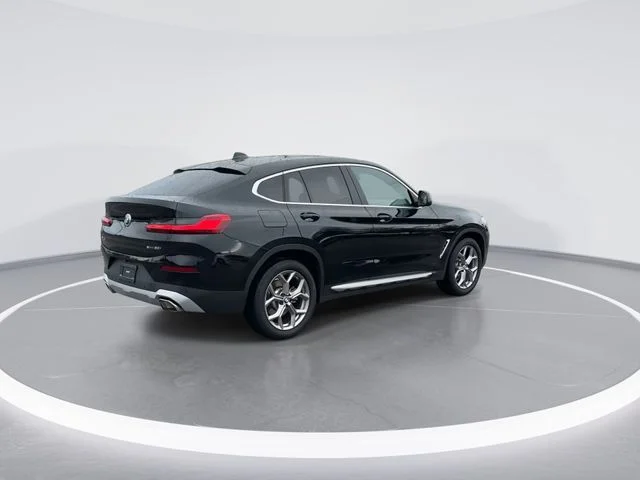 Used 2023 Black BMW xDrive30i image 7