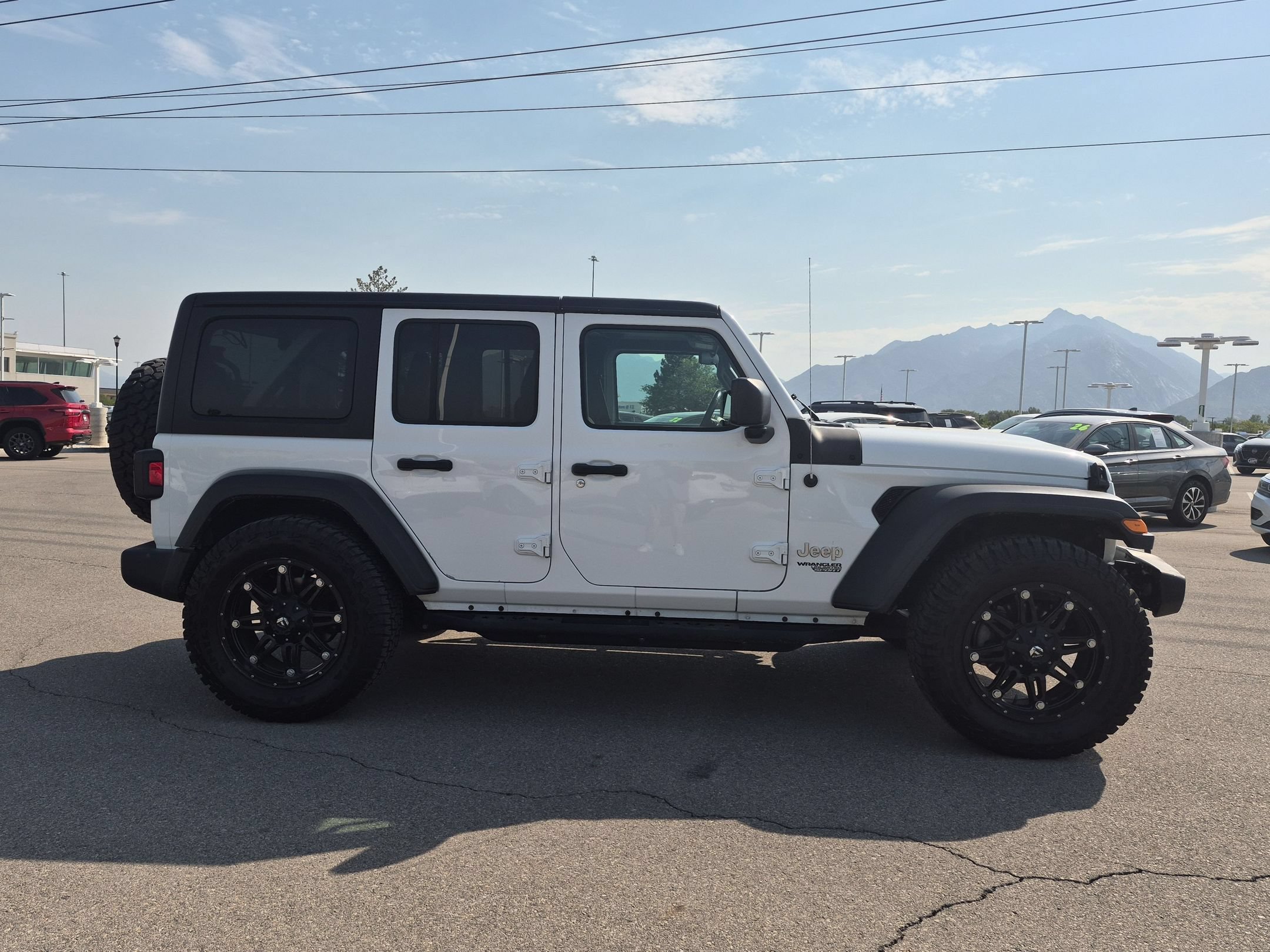 Used 2020 Bright White Clearcoat Jeep Sport S image 2