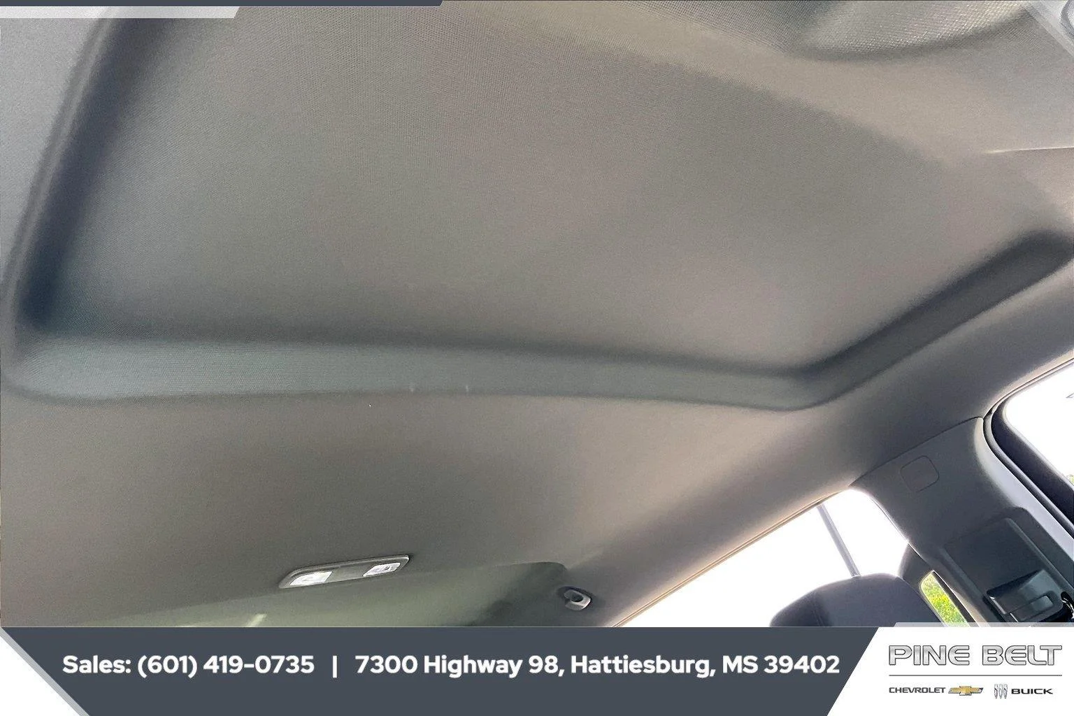 Used 2024 Summit White Chevrolet RST image 17