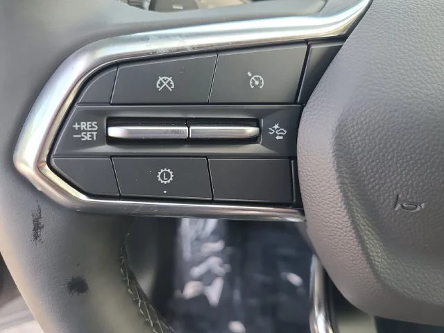 New 2027 Sterling Gray Metallic Chevrolet LT image 27