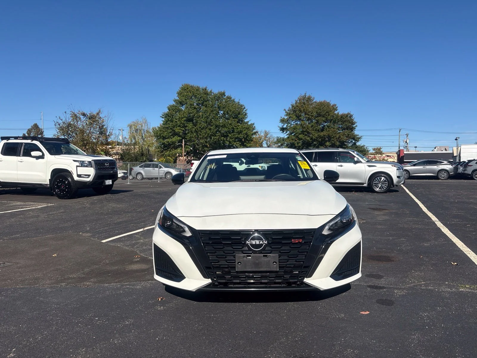 Certified Used 2023 Pearl White Nissan 2.0 SR image 2