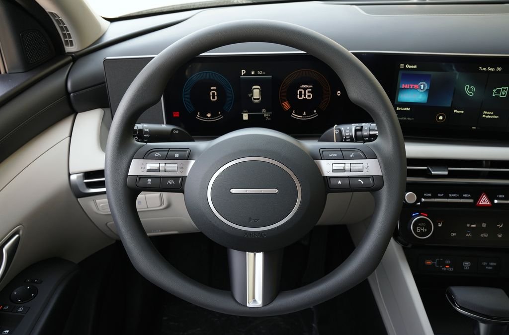 New 2026 Shimmering Silver Hyundai SEL image 35