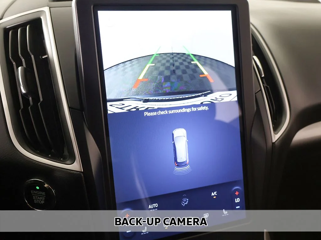 Used 2024 Gray Ford SEL image 4