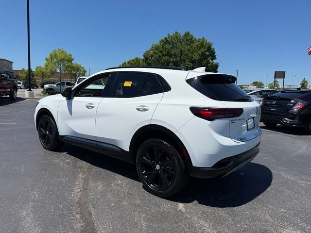 Used 2021 White Buick Essence image 4