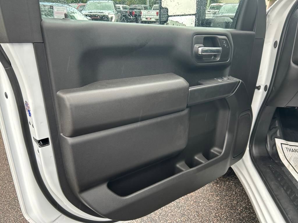 2025 GMC Sierra 2500HD Pro - Photo 12