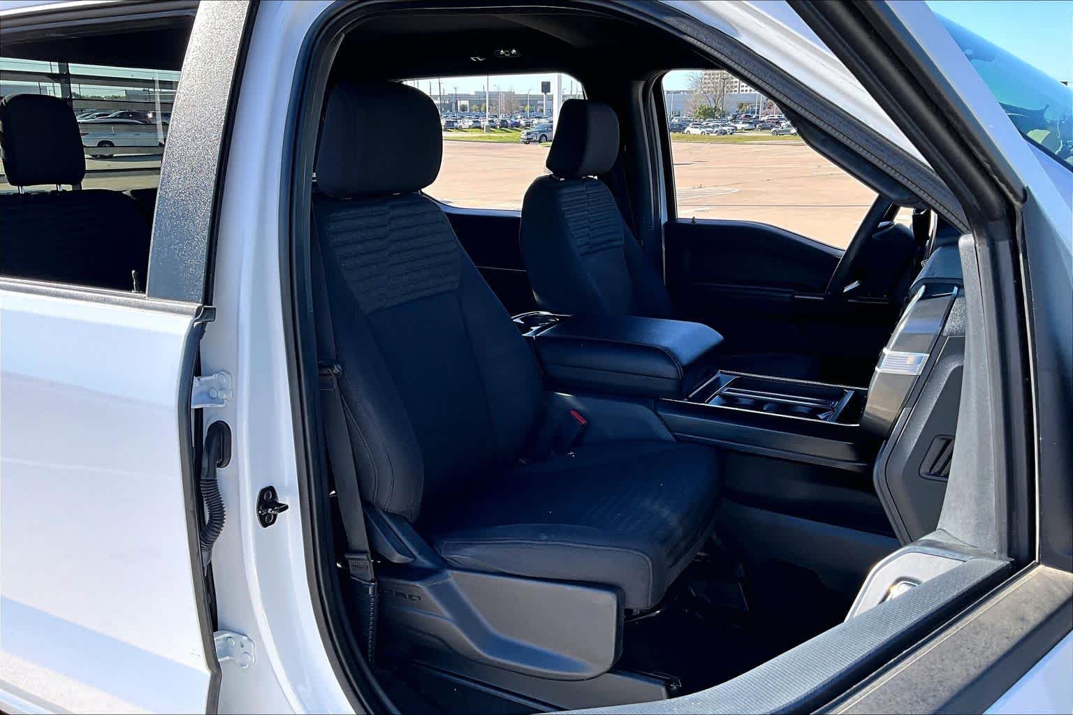 Used 2023 Oxford White Ford XL image 16
