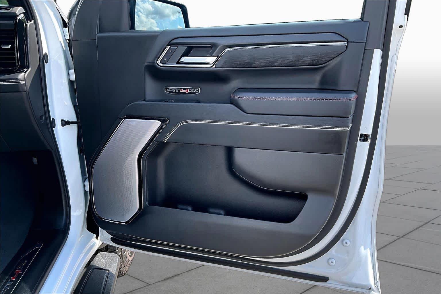 Used 2025 Summit White GMC AT4X image 24