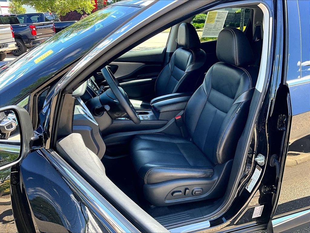 Certified Used 2021 Black Nissan SL image 10