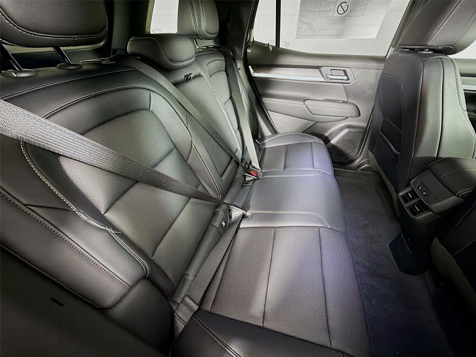 New 2027 Sterling Metallic GMC AWD Elevation image 30