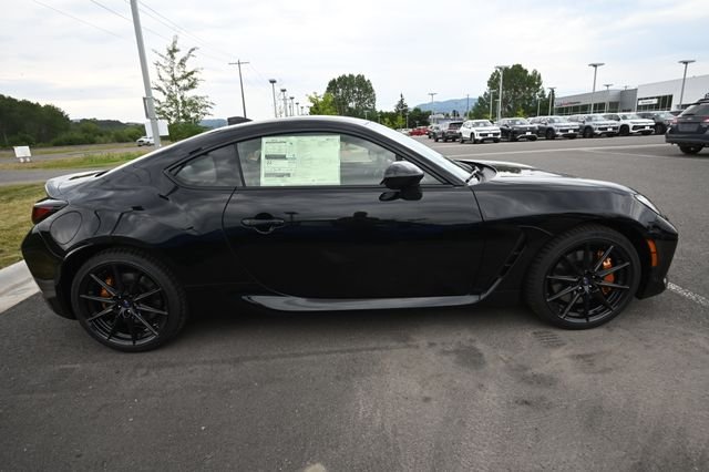 New 2026 CRYSTAL BLACK SILICA Subaru tS image 14