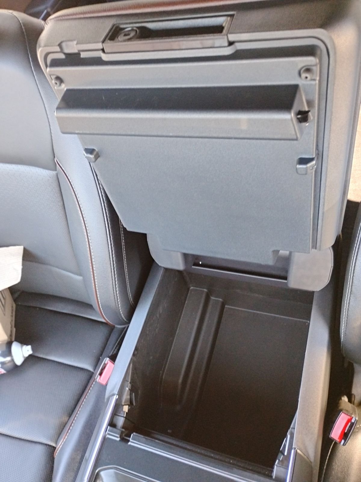 Used 2023 Gray Ford Lariat image 21