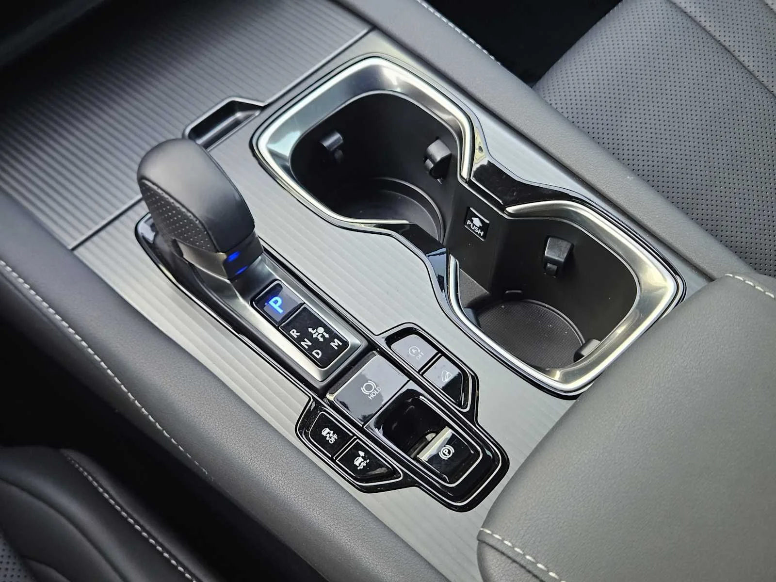 Certified Used 2024 ULTRA WHITE Lexus F SPORT Handling image 14