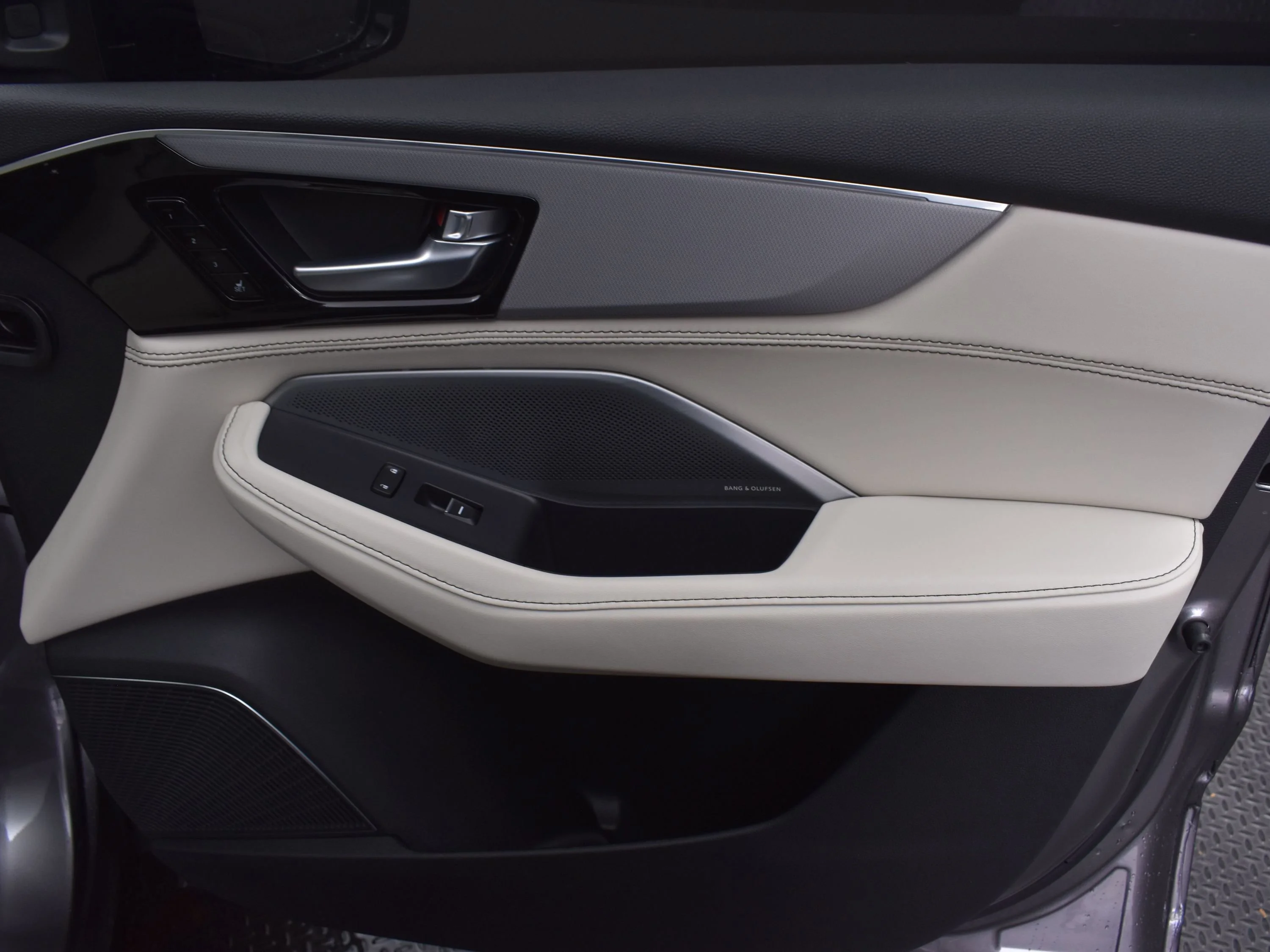 New 2026 Liquid Carbon Metallic Acura w/A-Spec Advance Package image 31