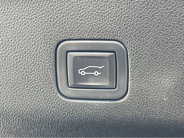 Certified Used 2023 BLACK RAVEN Cadillac 4WD Sport Platinum image 9
