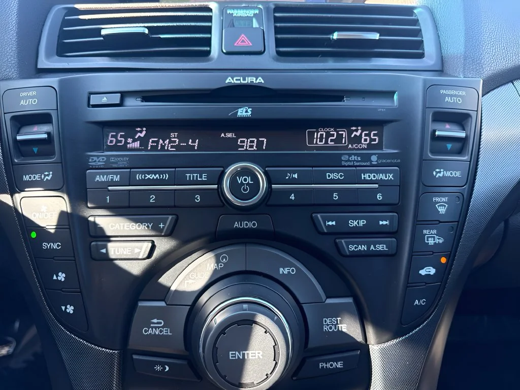 Used 2012  Acura SH-AWD image 17