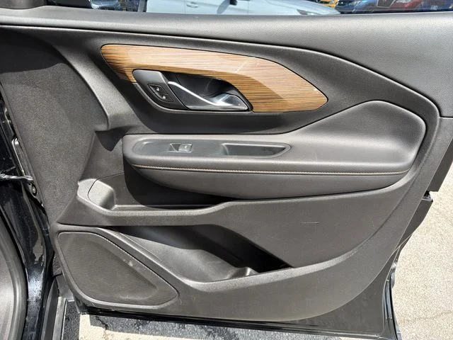 Used 2019 Black GMC SLE image 22