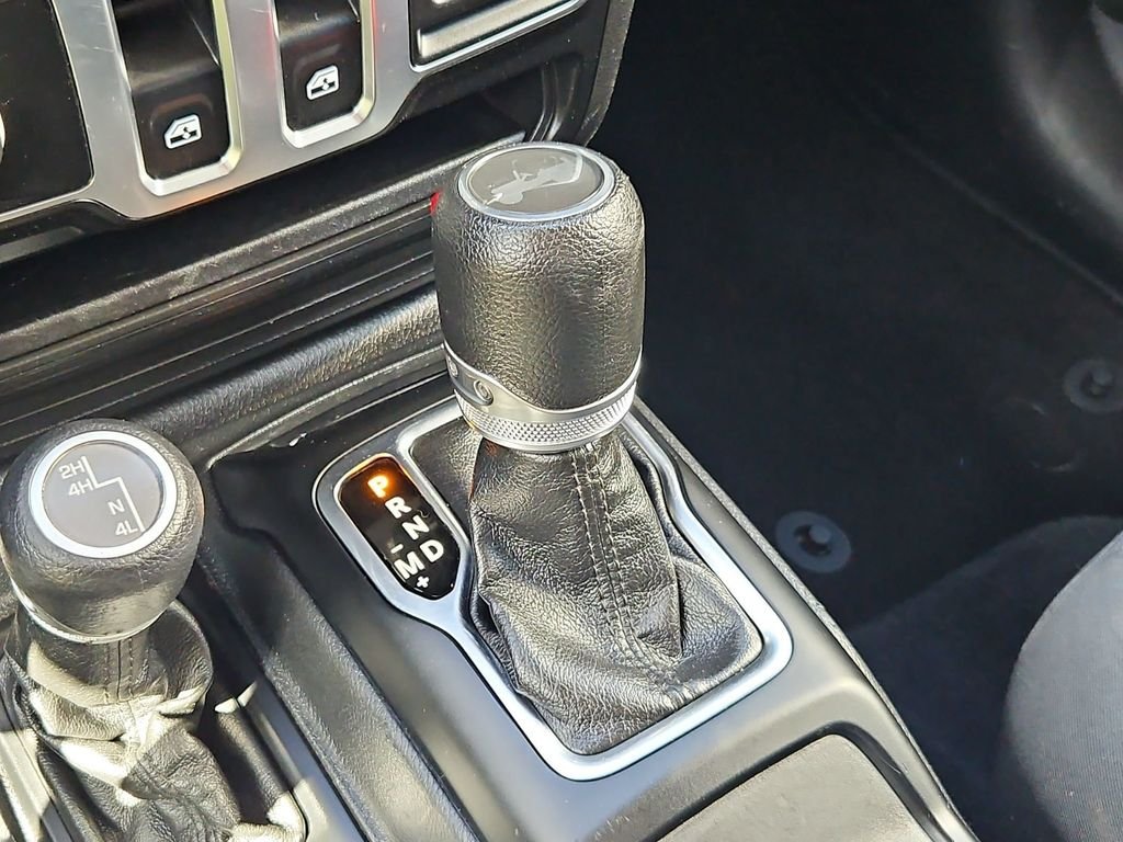 Used 2023 Granite Crystal Metallic Clearcoat Jeep Sport S image 20