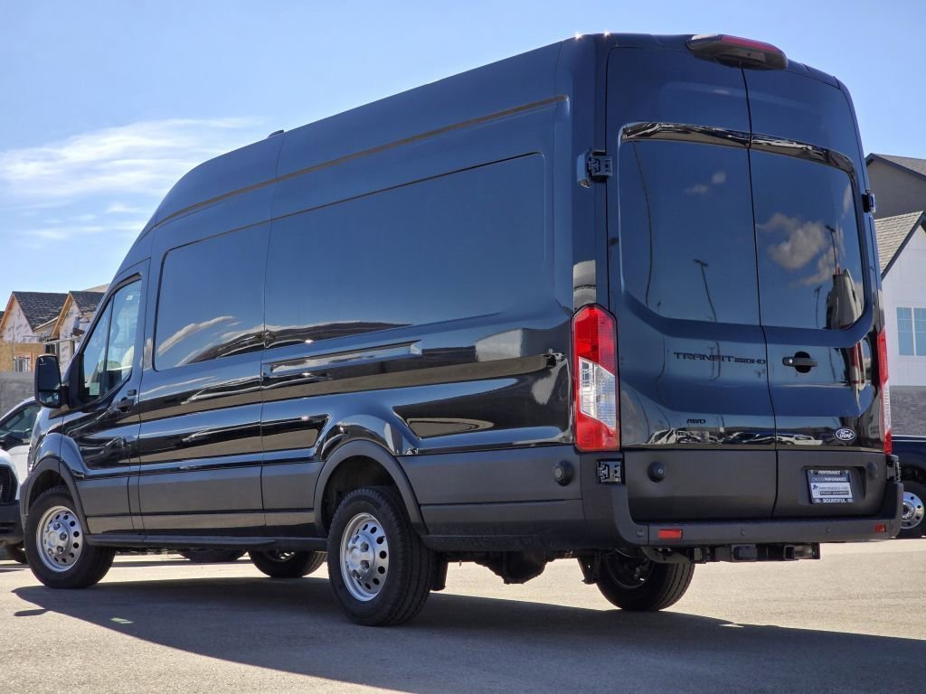 New 2026 Black Metallic Ford Base image 21