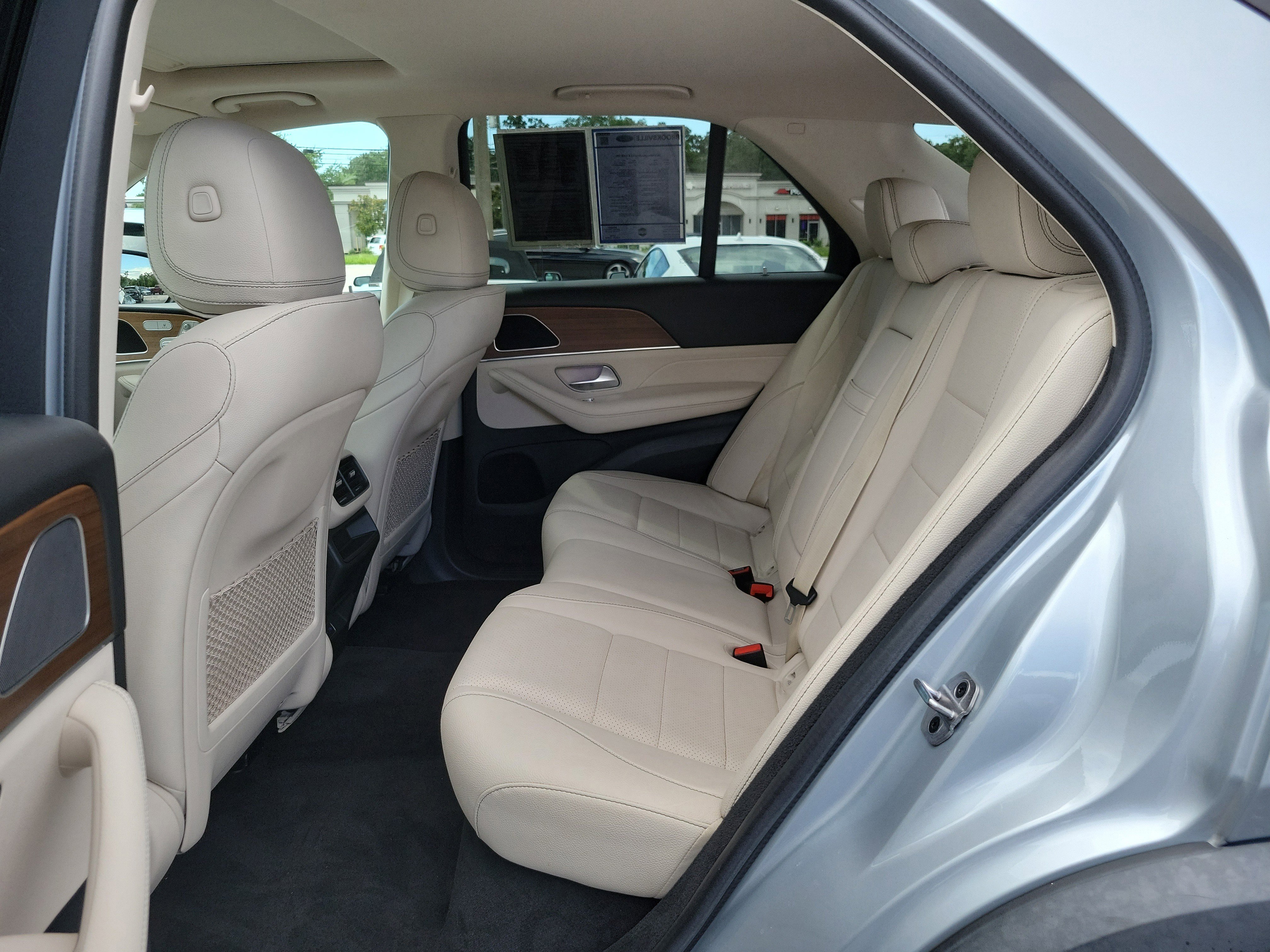 Used 2024 Silver Mercedes-Benz GLE 350 image 25