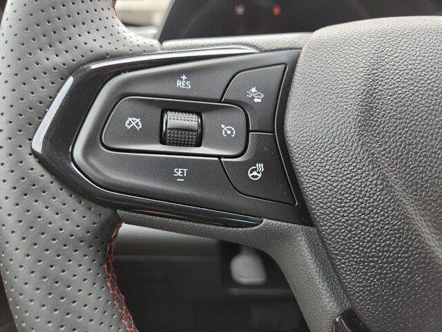 Used 2024 Fountain Blue Chevrolet 2RS image 13