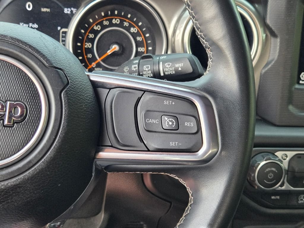 Used 2018 Red Jeep Unlimited Sahara image 24