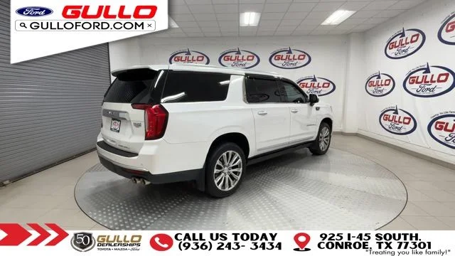 Used 2022 White Frost Tri-Coat GMC Denali image 8