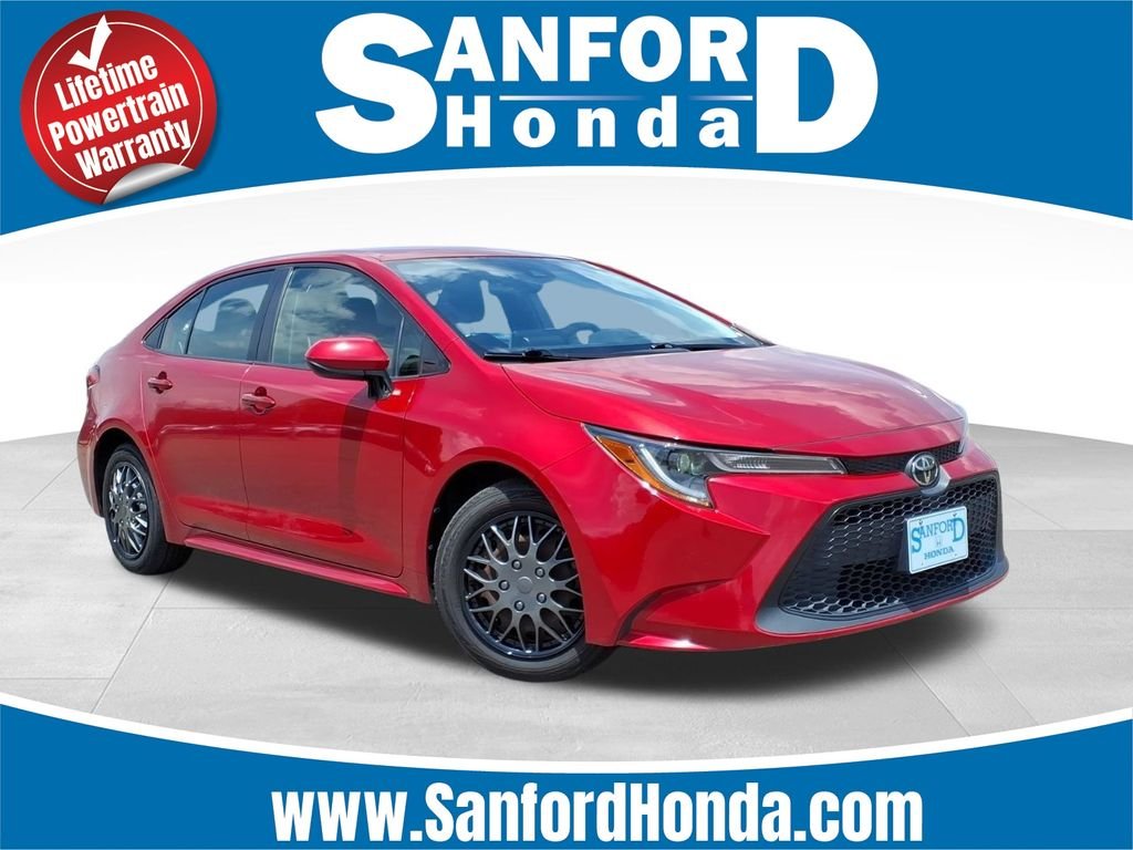 Used 2020 Barcelona Red Metallic Toyota LE image 1