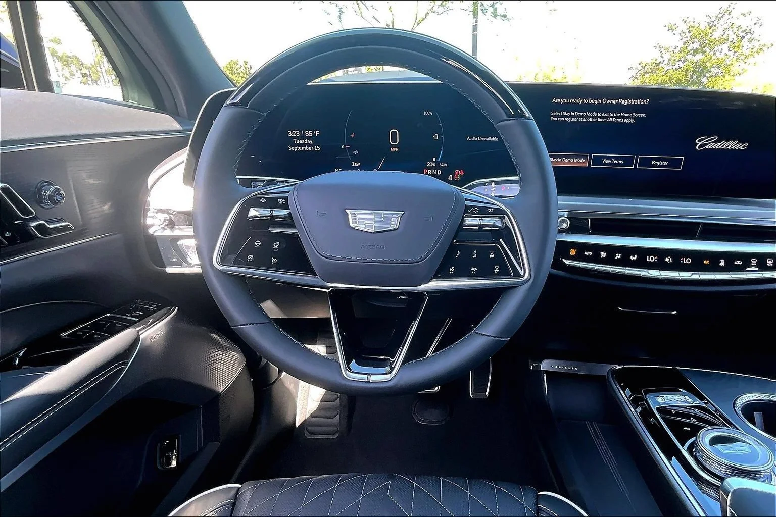 2027 Cadillac LYRIQ Signature Luxury - Photo 12