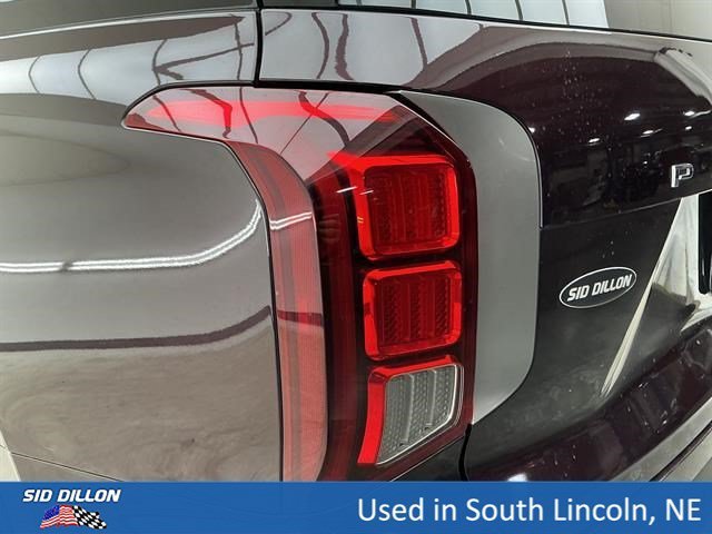 Used 2021 Sierra Burgundy Hyundai SEL image 22