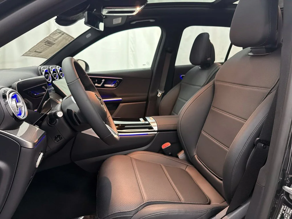 New 2027 Gray Mercedes-Benz GLC 300 image 13