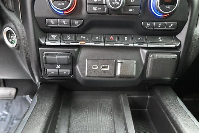 Used 2020 Silver Chevrolet LTZ image 37